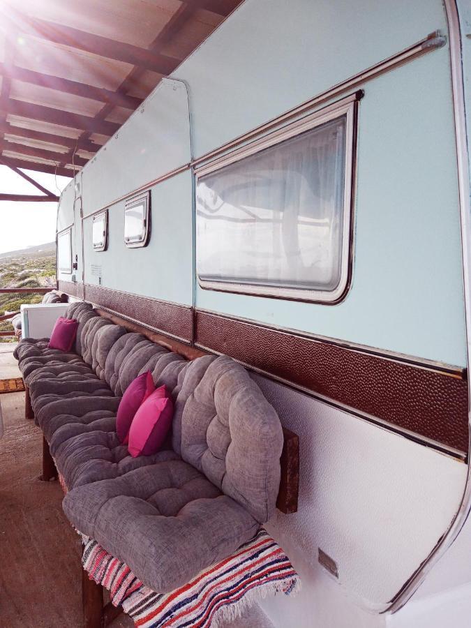 Caravan Fishing Spot Porto Roxa Agios Leon Exterior photo