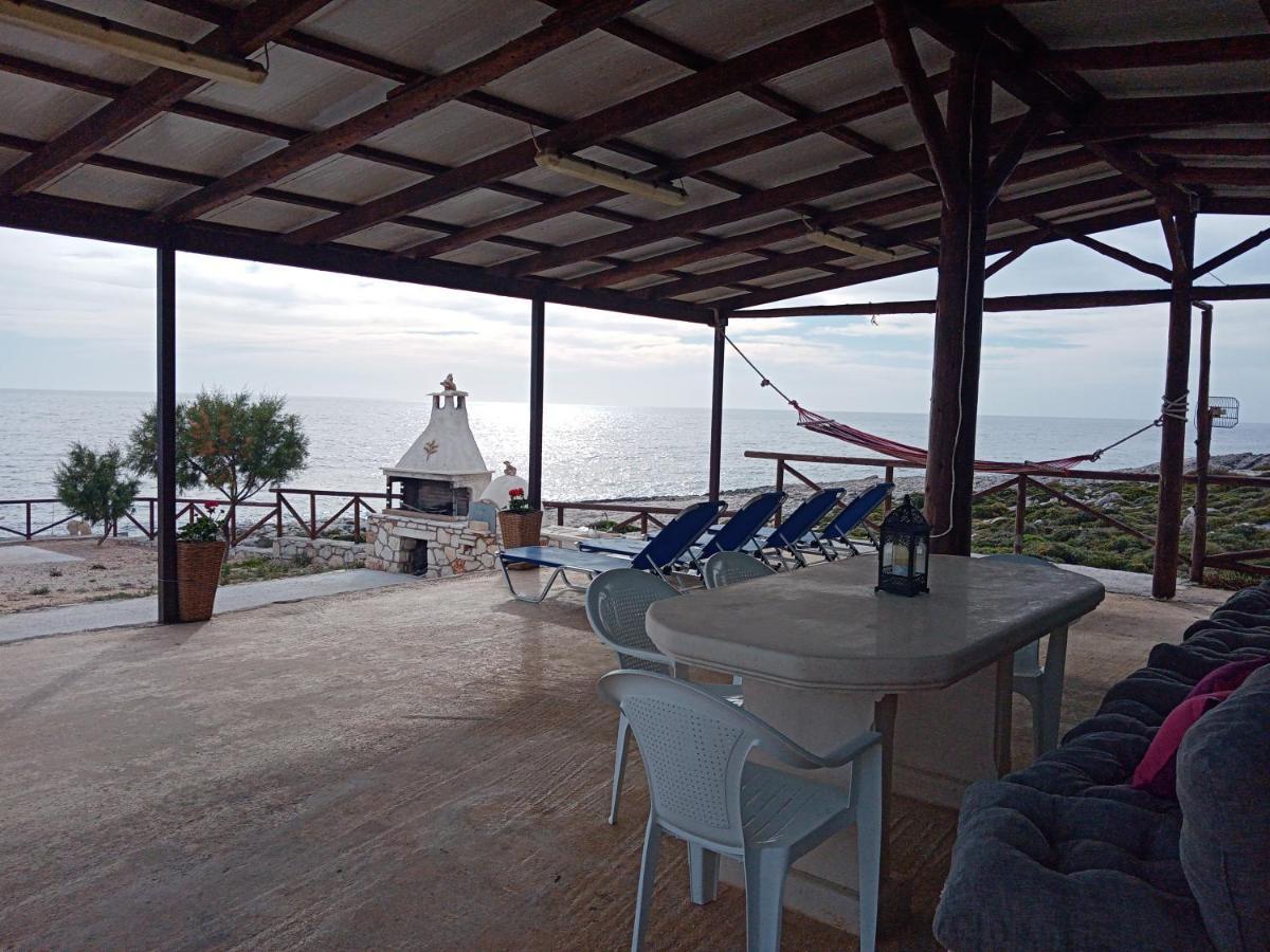 Caravan Fishing Spot Porto Roxa Agios Leon Exterior photo